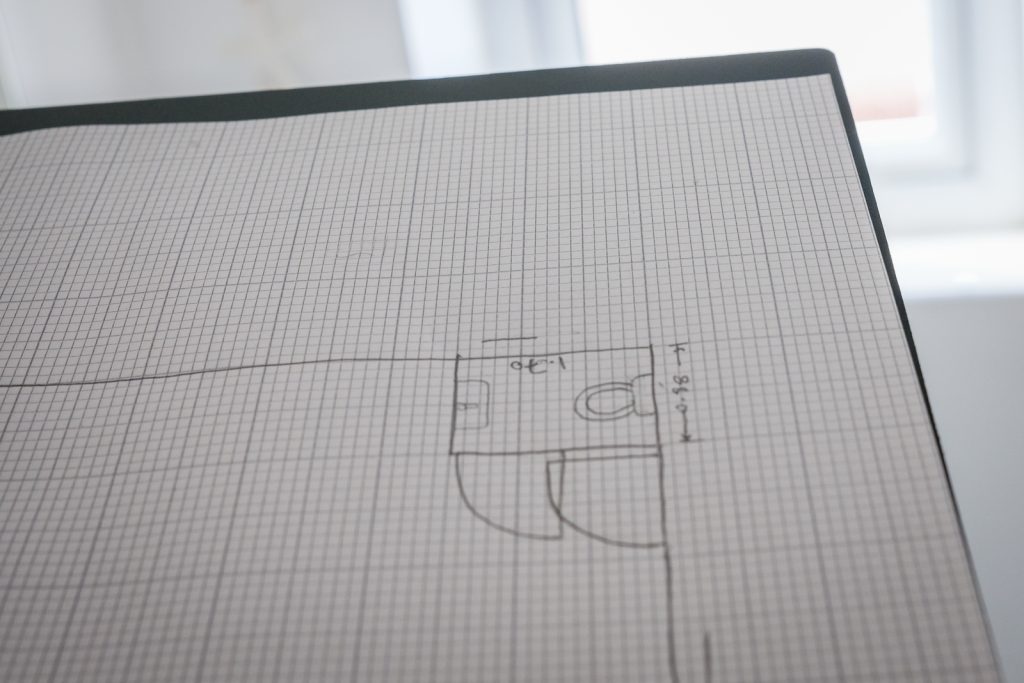 How to Make a Floor Plan With Graph Paper 